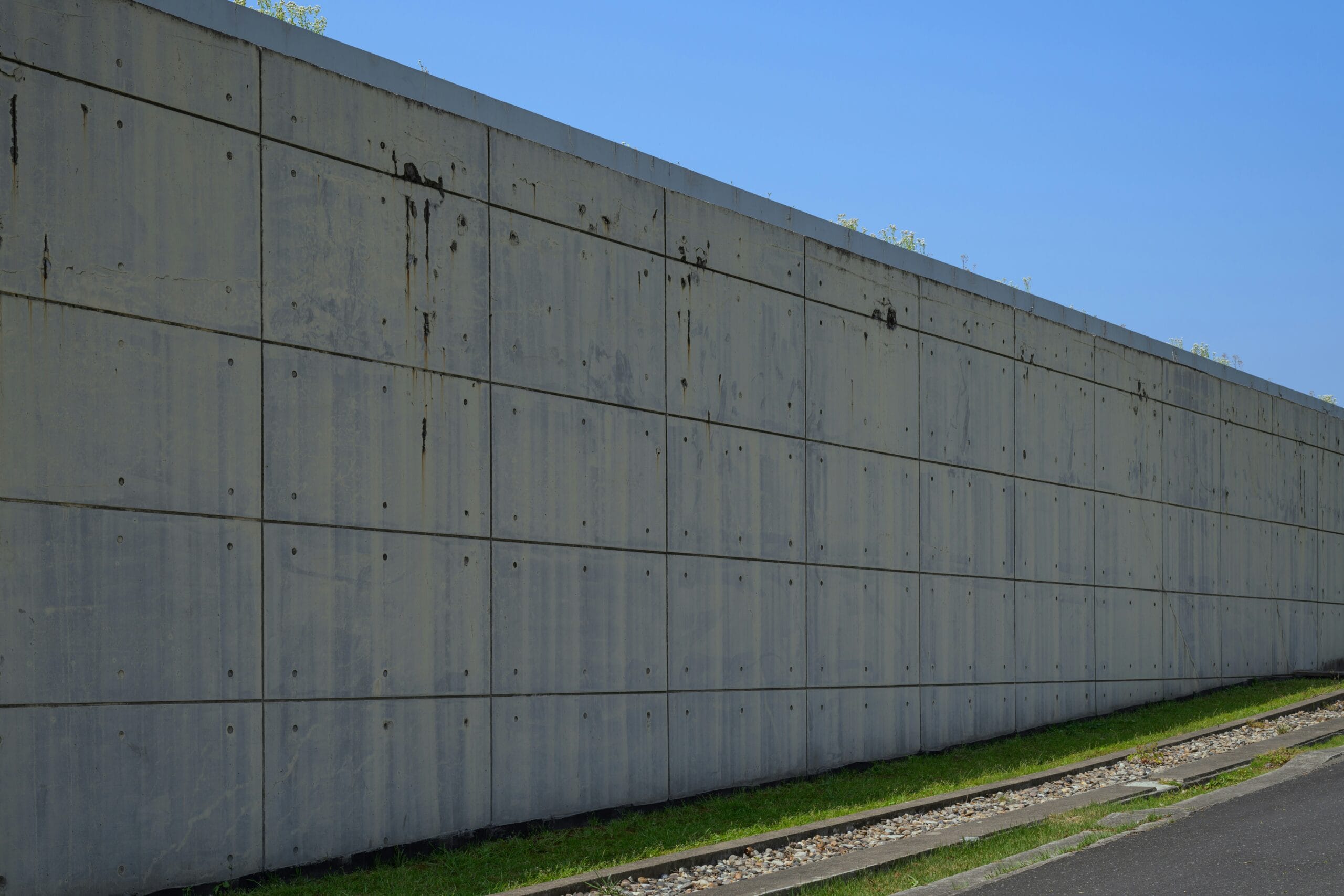 Choosing Retaining Wall Design Services in Utah Effectively 1 photo 1746160934129 36b73b974228 scaled 1